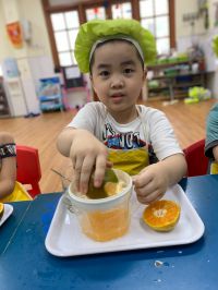 Vắt nước cam thôi