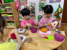 Làm cô cấp dưỡng