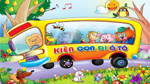 kiến con đi oto